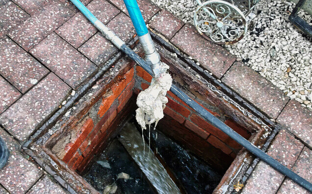 https://comoblockeddrains.com.au/uploads/2025/07/blocked-drains-598620.jpg