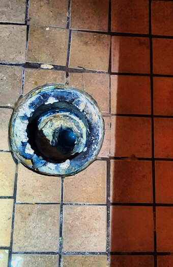 https://comoblockeddrains.com.au/uploads/2025/07/blocked-shower-drains-31085.jpg