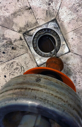 https://comoblockeddrains.com.au/uploads/2025/07/blocked-shower-drains-86484.jpg
