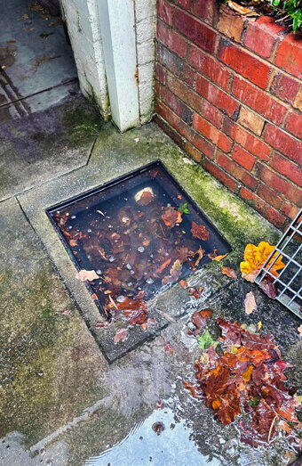 https://comoblockeddrains.com.au/uploads/2025/07/hero-blocked-sewers-27767.jpg