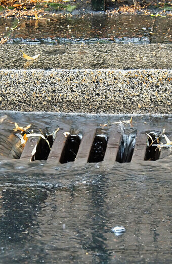 https://comoblockeddrains.com.au/uploads/2025/07/stormwater-drains-20865.jpg